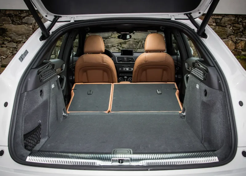 Коврик багажник Audi q3 f3 II