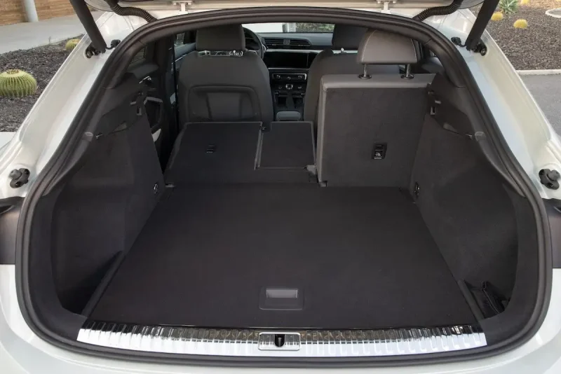 Багажник Audi q3 2012