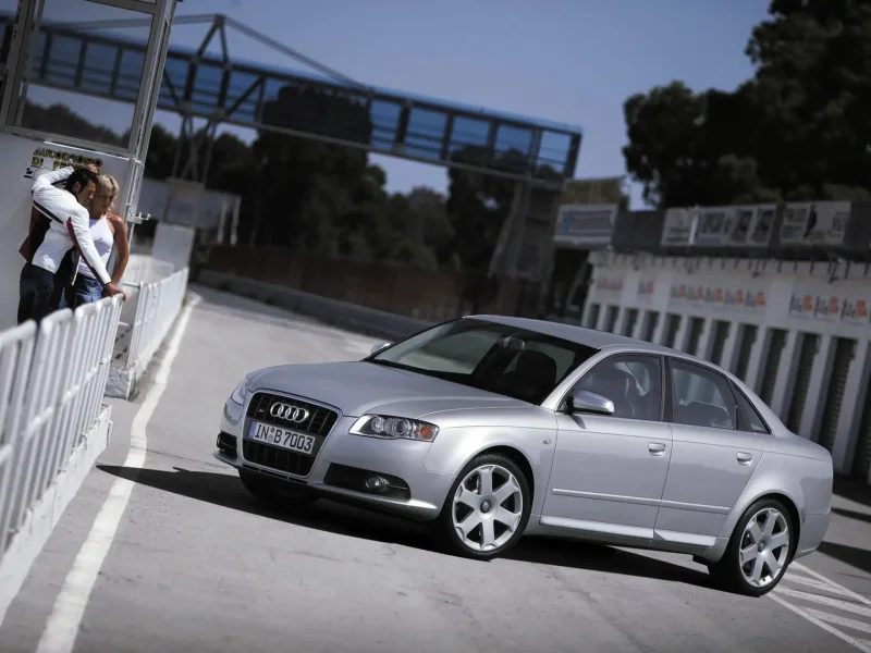 Ауди s4 b7
