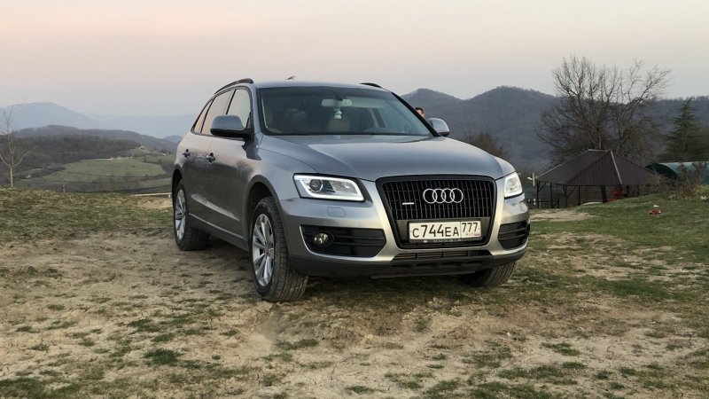 Ауди q1 2010