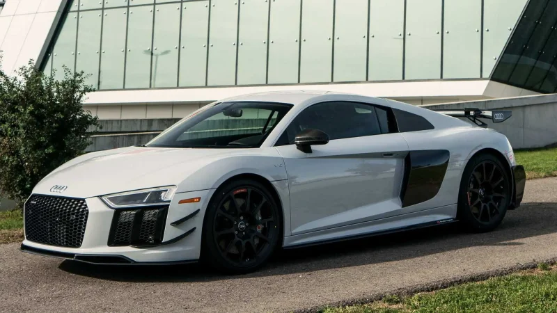 Audi r8 Coupe v10 Plus