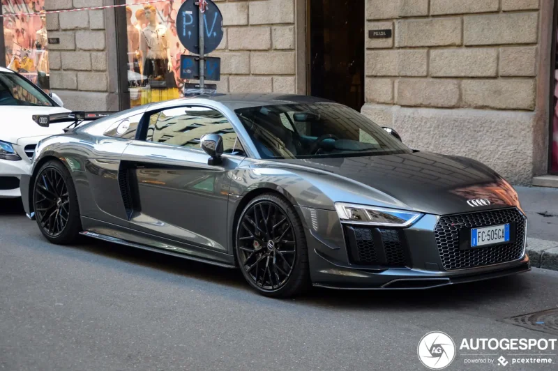 Audi r8 v10 Plus 2015
