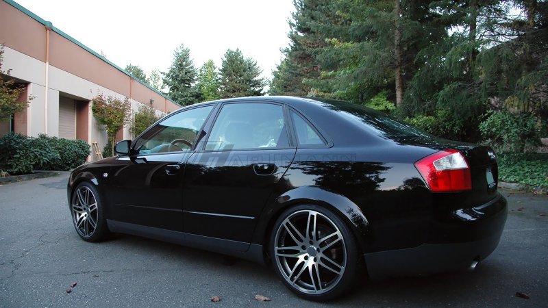 Audi a4 avant универсал