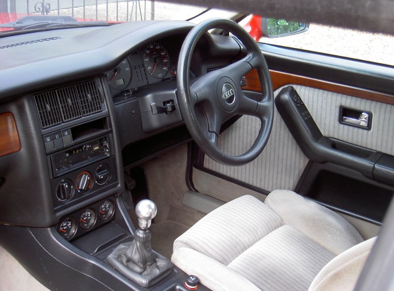 Ауди 80 gt Coupe Salon