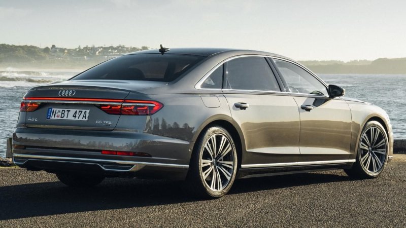 Audi a8l 2022 салон
