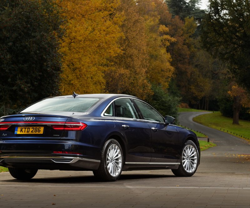 Новая Audi a8 2022