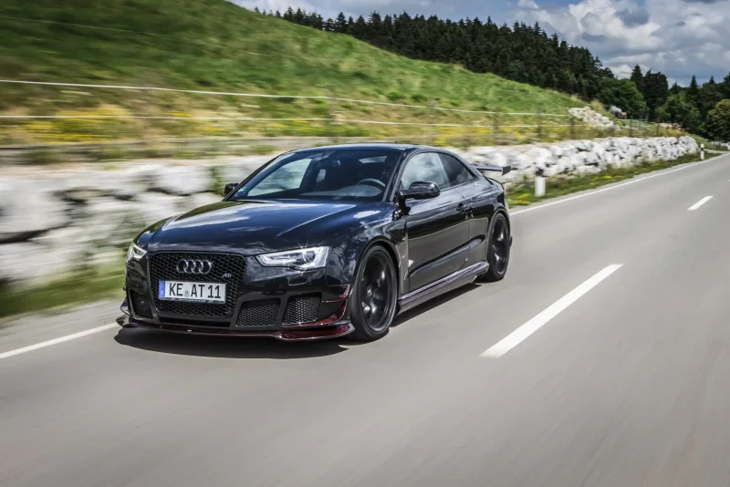 Audi rs5 черная