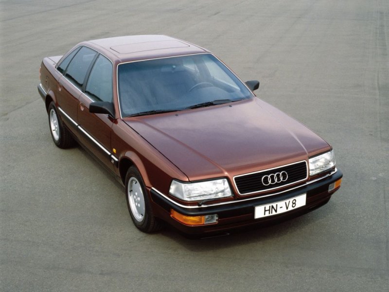 Audi v8 1990