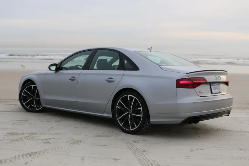 Ауди s8 2016