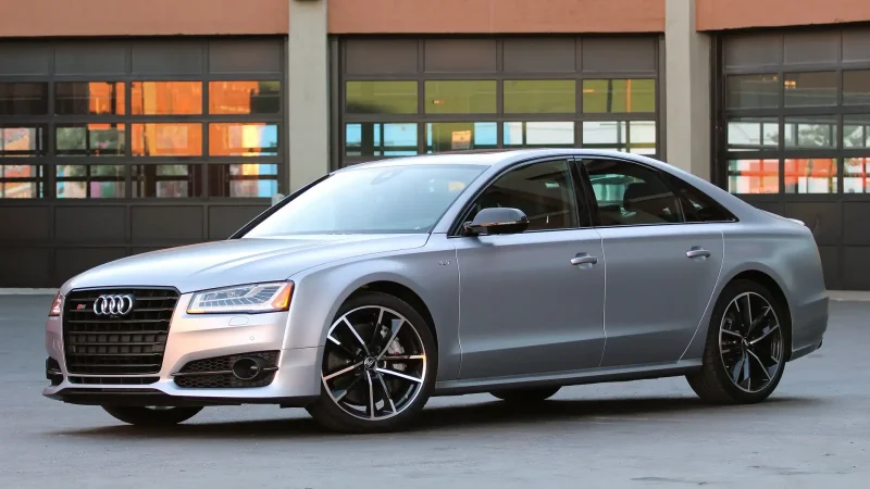 Audi s8 Plus 2016