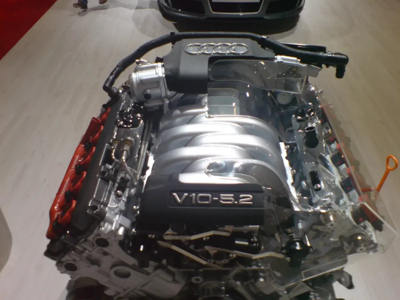 Audi rs6 engine