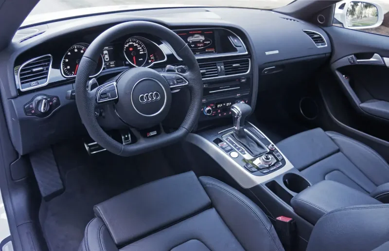 Audi a5 Coupe салон