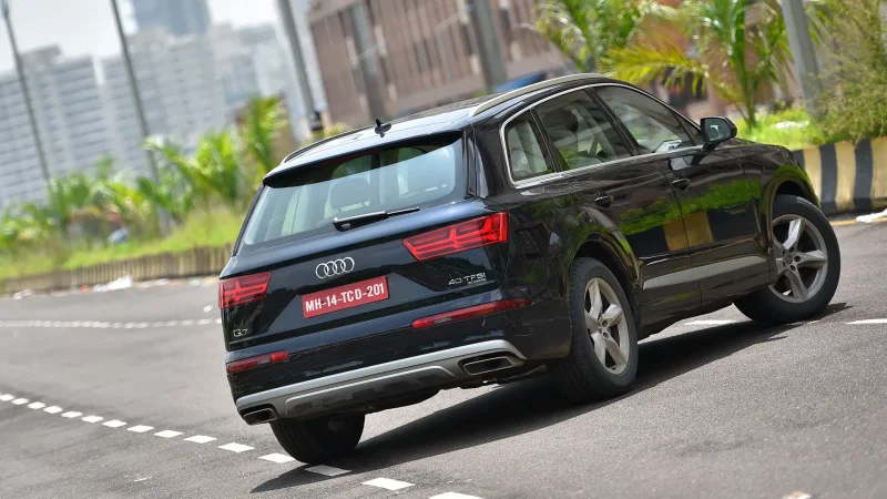 Audi q7 2017 Black