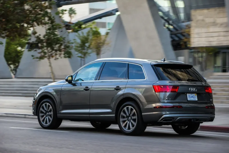 Audi q7 фото 2017
