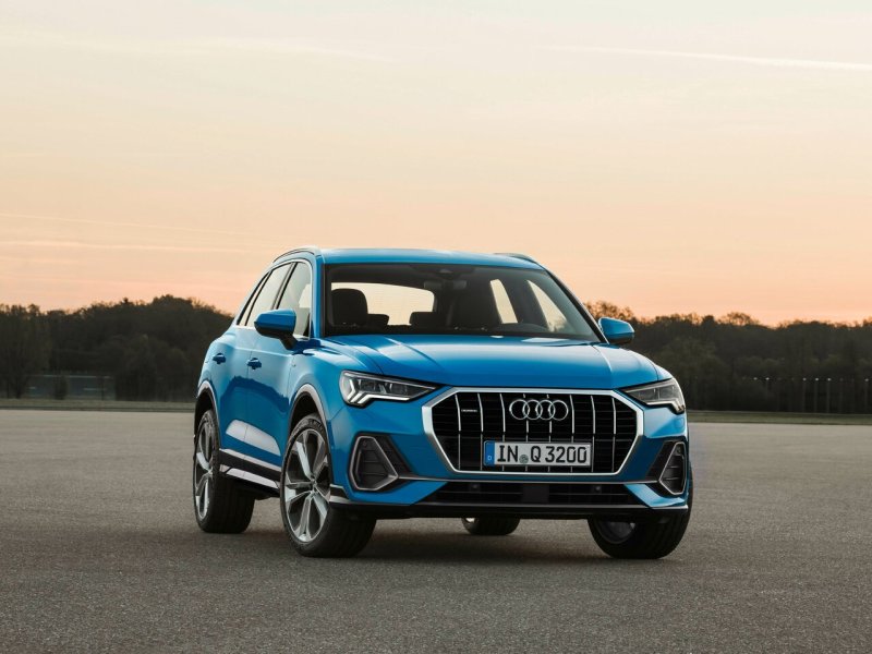Audi q3 новая
