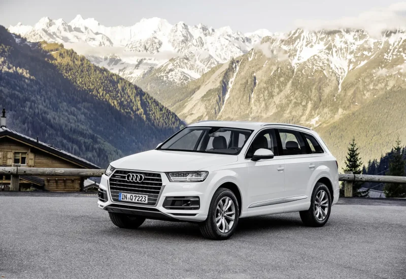 Audi q7 2018 Grey
