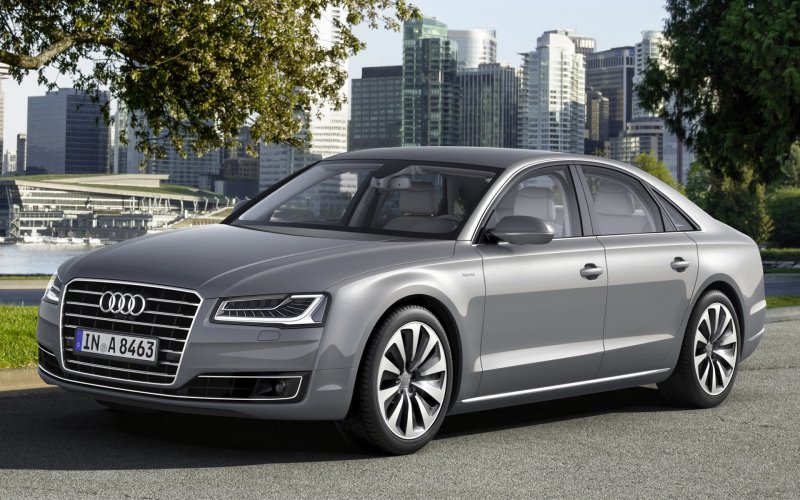 Audi a8 2015