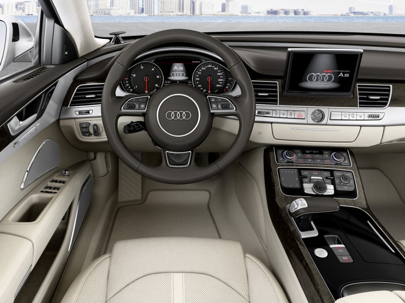 Audi a8 long 2013