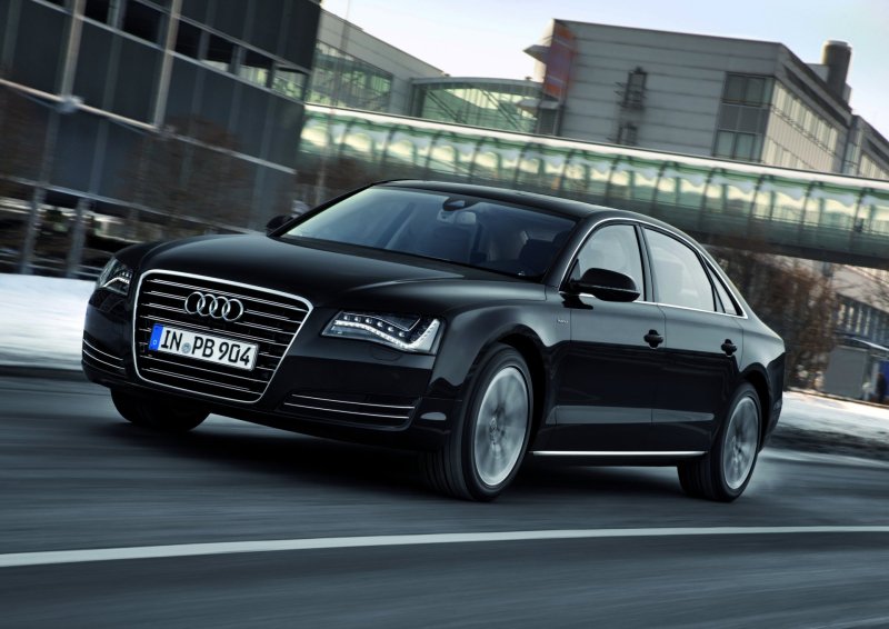 Audi a8l Black