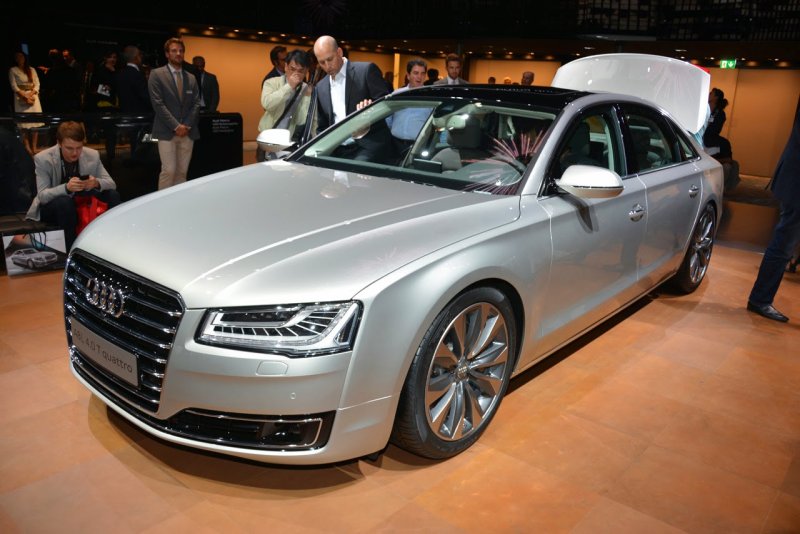 Audi a8 2015