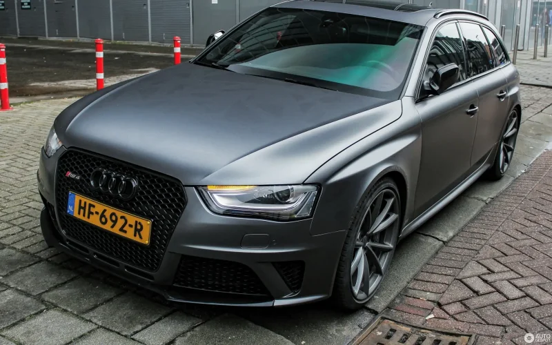Audi rs4 b8 Рестайлинг