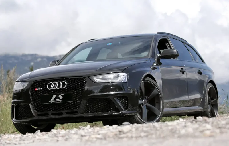 Ауди rs4 2015