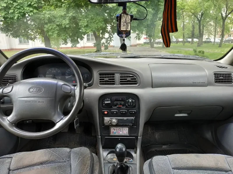 Kia Clarus