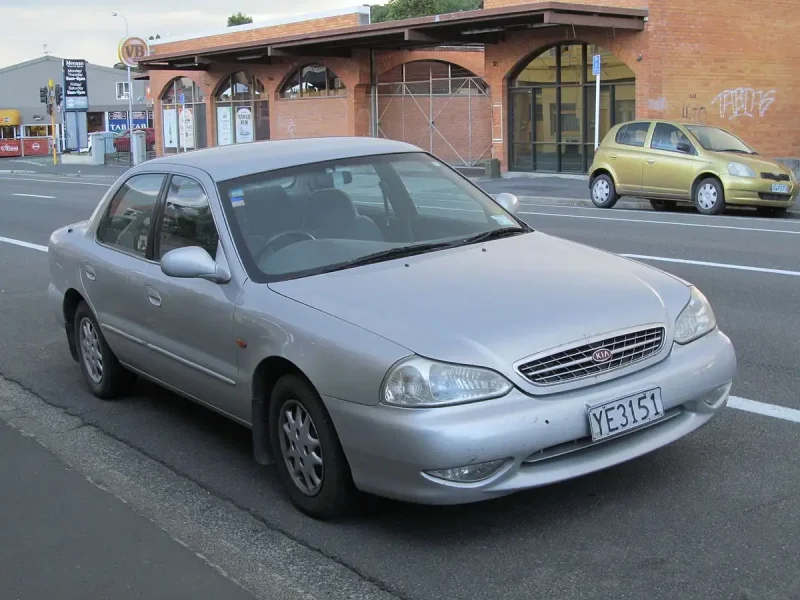 Kia Clarus 2001