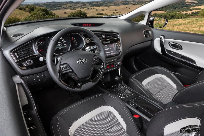 Kia Ceed 2015 салон