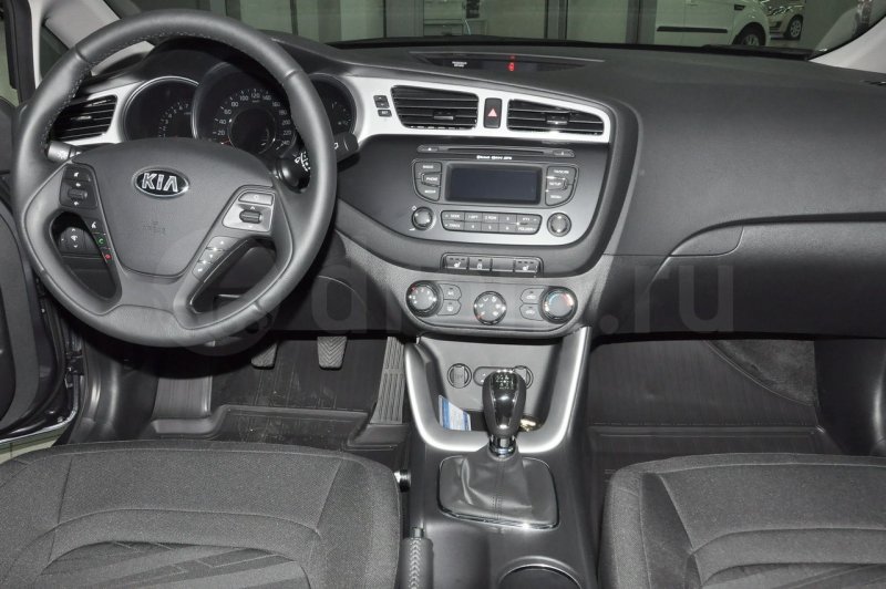 Kia Ceed 2013 Classic салон