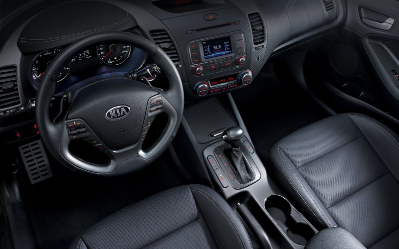 Kia Cerato 2015 салон