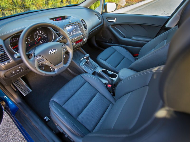 Kia Cerato 2017 Interior
