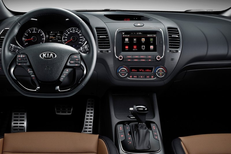Kia Cerato 2017 Interior