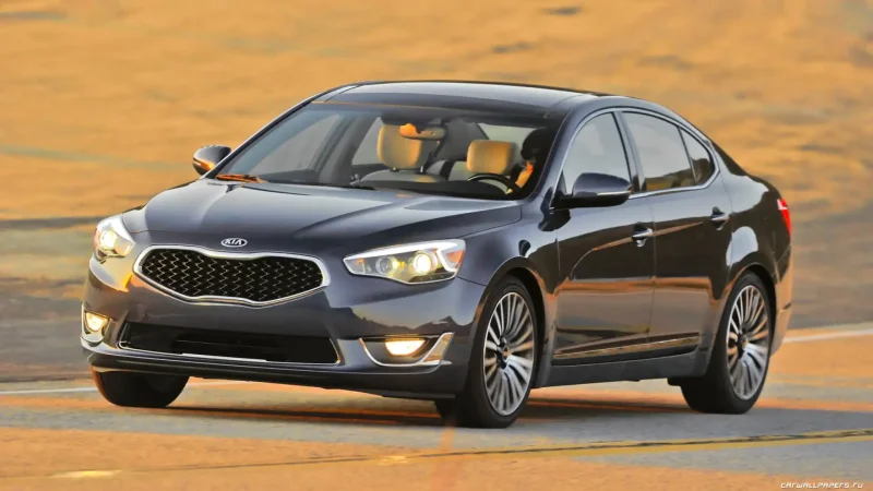 Kia k900 2013
