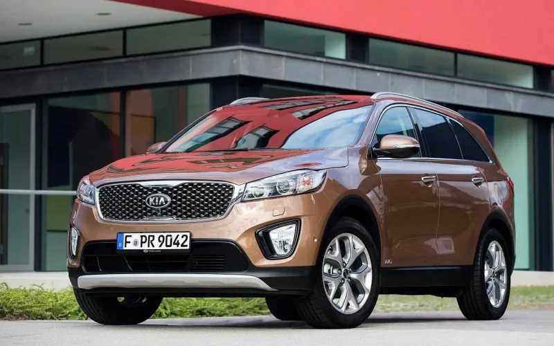 Kia Sedona/Cadenza
