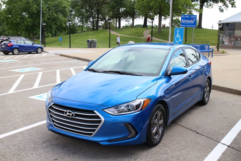 Kia Elantra 2019