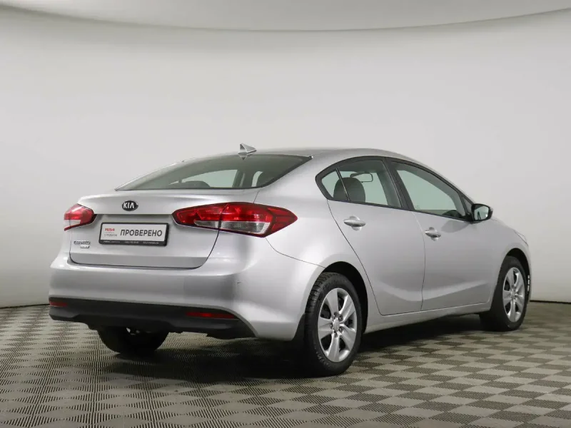 Kia Cerato 2015 салон
