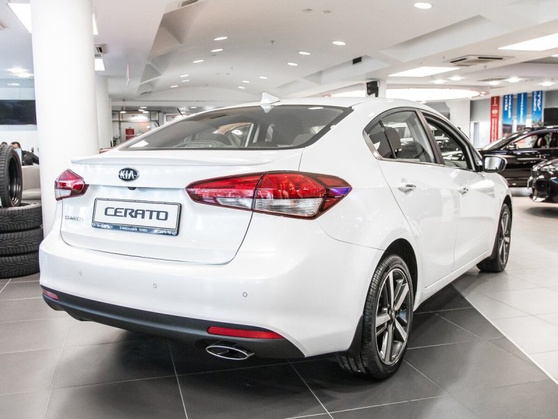 Kia Cerato 2017 коричневая