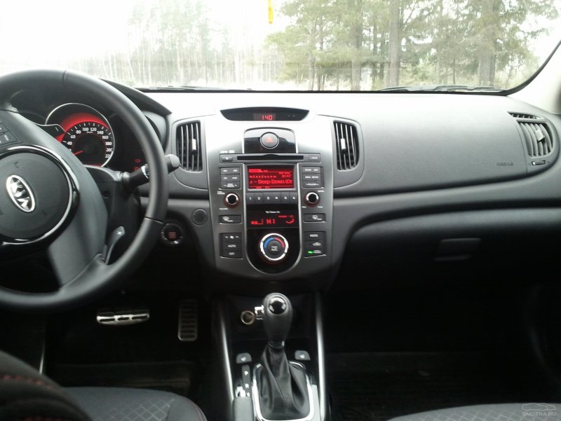 Kia Церато 2019 салон