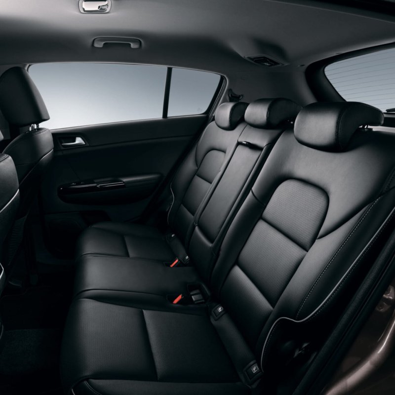 Kia Sportage 2020 салон сзади