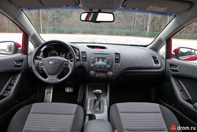 Kia Cerato 2017 Interior