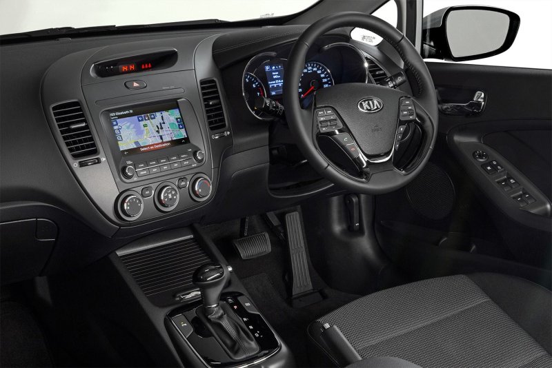 Kia Cerato 2013 Interior