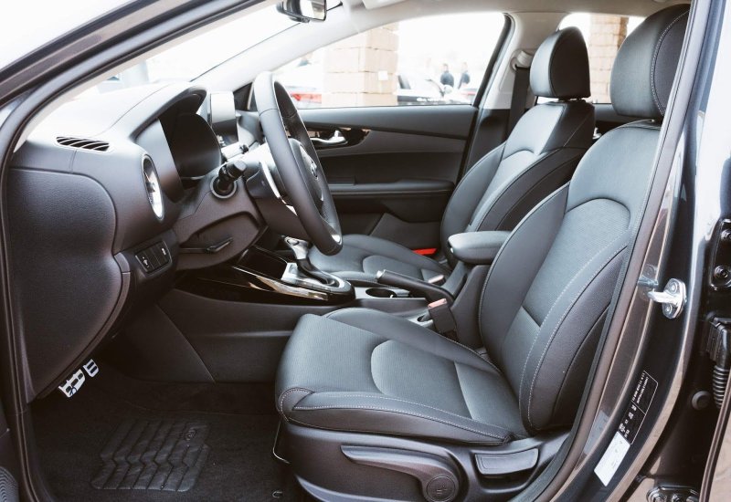 Kia Forte 2012 Interior