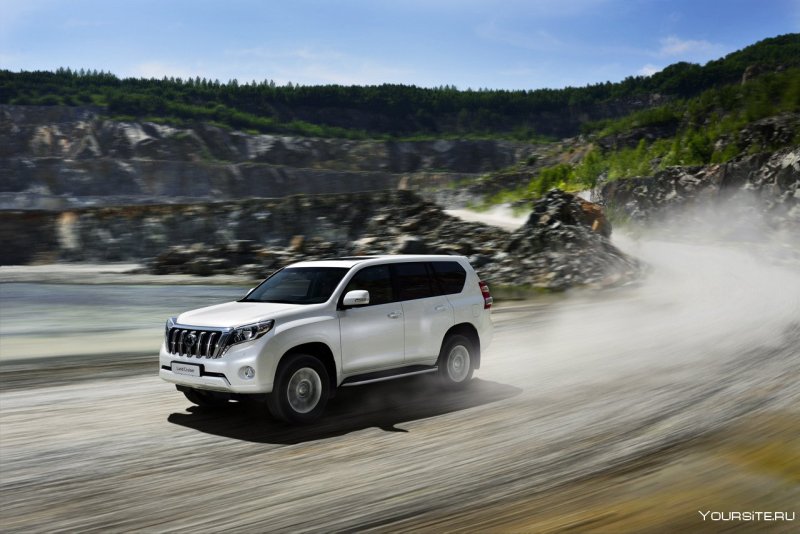 Toyota Land Cruiser Prado 2021