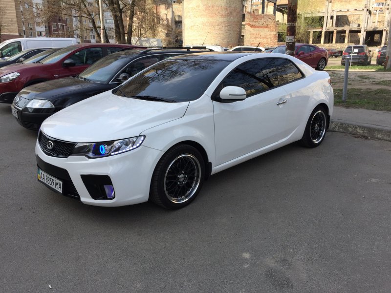 Kia Cerato Koup r17