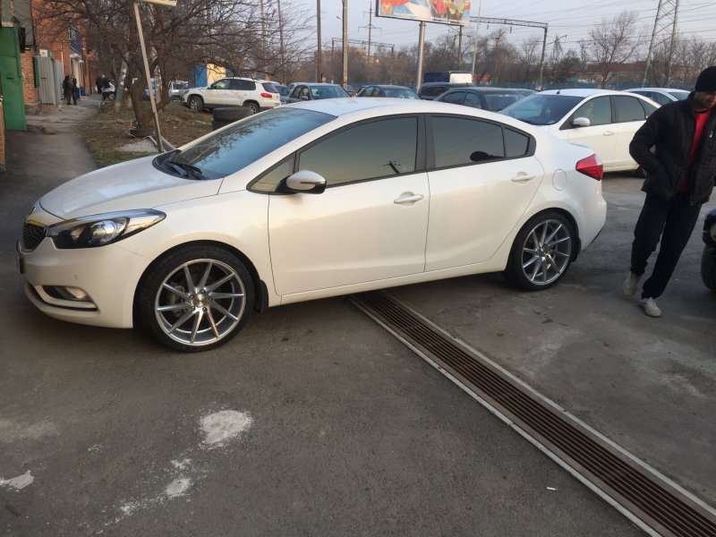 Диски Kia Cerato Forte r17