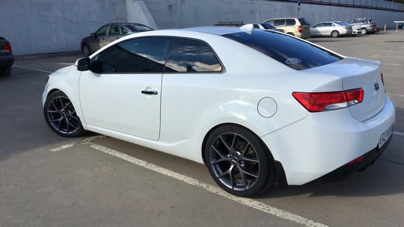 Cerato 2 r18