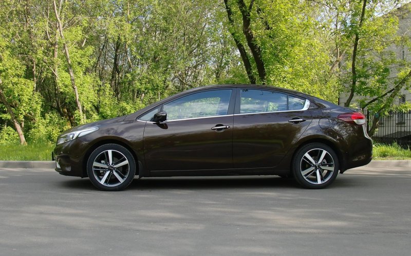 Диски Kia Cerato r16 черные