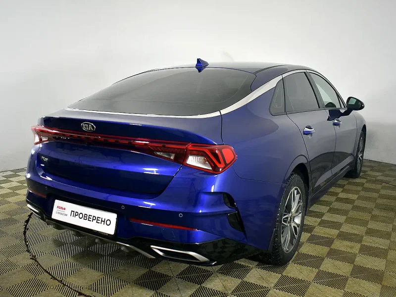 Kia k5 синяя
