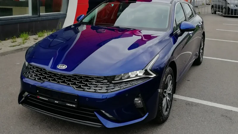 Kia k5 Blue
